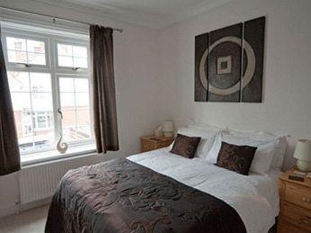 Robertsbrook Guest House Суонидж Екстериор снимка