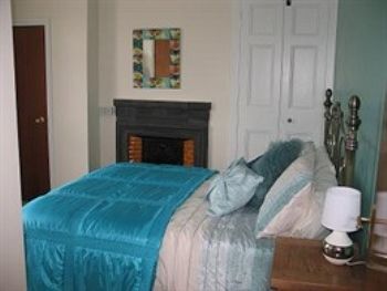 Robertsbrook Guest House Суонидж Екстериор снимка